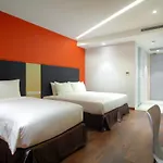 The Klagan @ Riverson Hotel